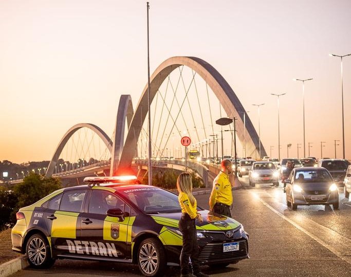 Para viabilizar as obras, o Detran-DF implementará medidas de controle de tráfego, com o fechamento parcial das faixas durante o período das intervenções | Foto: Flávio Maciel/Detran-DF