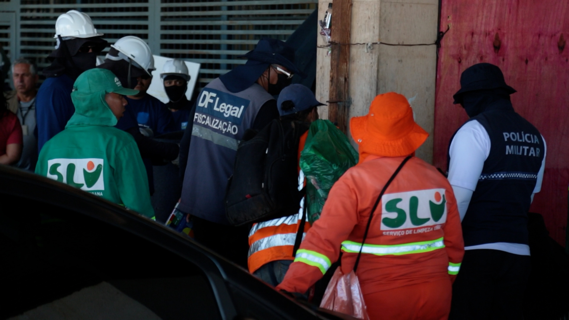 A DF Legal fará o desmonte das estruturas das pessoas em situação de rua e o transporte dos pertences ao local regular indicado pelo ocupante