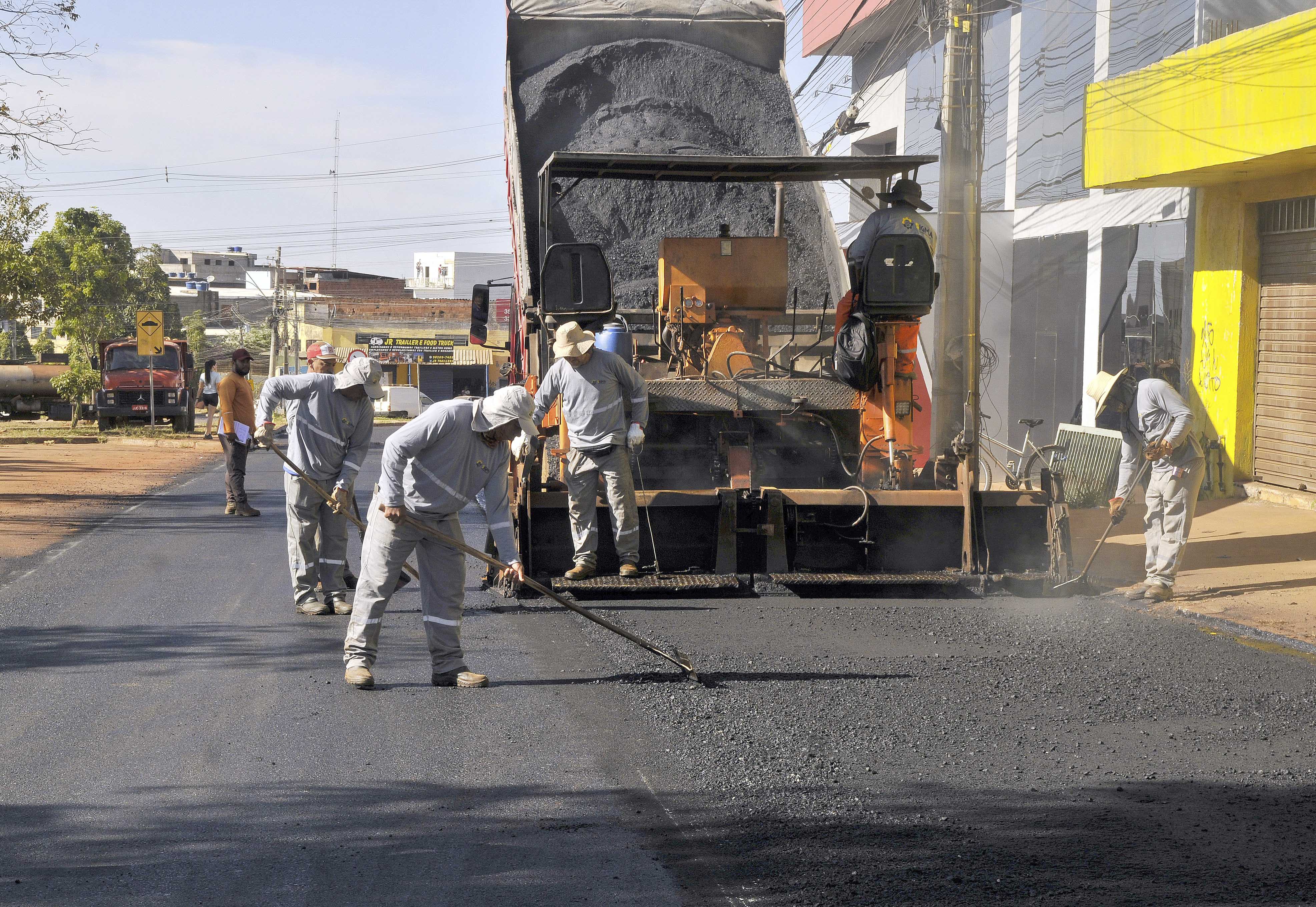 A obra conta com um investimento de R$ 2,4 milhões e é executada pela Secretaria de Obras e Infraestrutura, em parceria com a Companhia Urbanizadora da Nova Capital do Brasil (Novacap) | Fotos: Lúcio Bernardo Jr./Agência Brasília